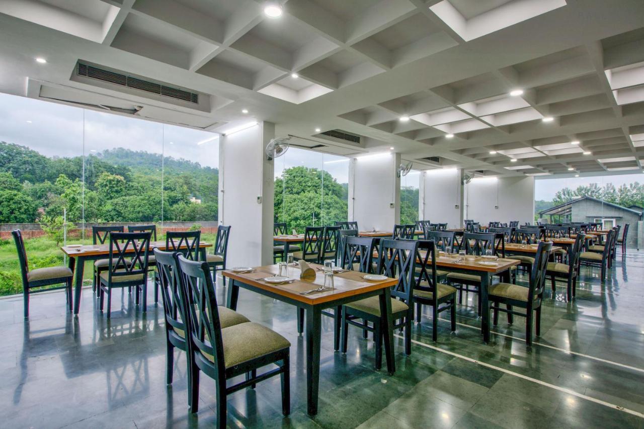 The Cloyster Resort And Spa Ramnagar  Exterior photo