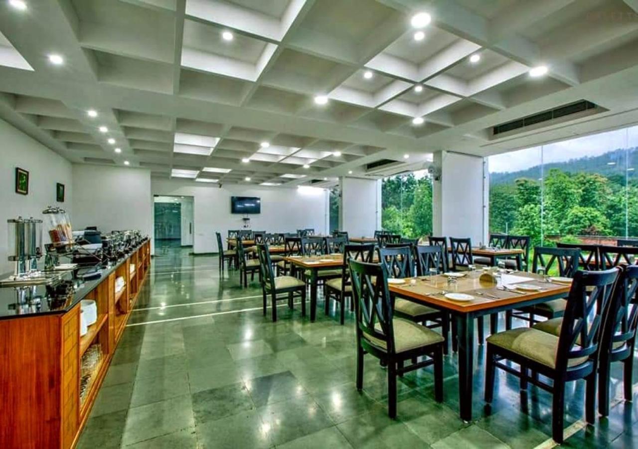 The Cloyster Resort And Spa Ramnagar  Exterior photo